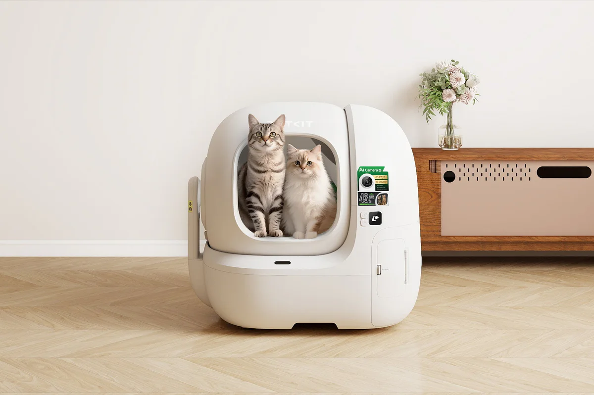Purobot Max Pro 2 Automatic Litter Box box shown in a home setting, highlighting its everyday use in real living spaces