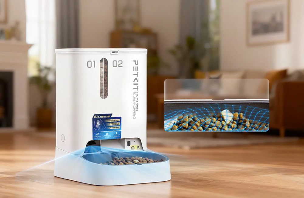 YUMSHARE DUAL-HOPPER 2 smart feeder showing visible remaining food level for fresh portions